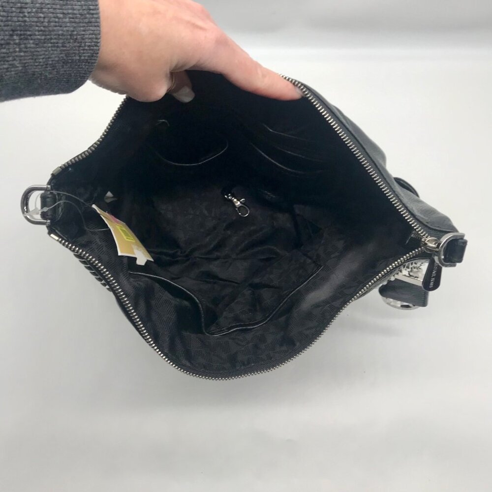 Michael Kors Black Leather Chandler Convertible Shoulder Bag. - Picture 10 of 10